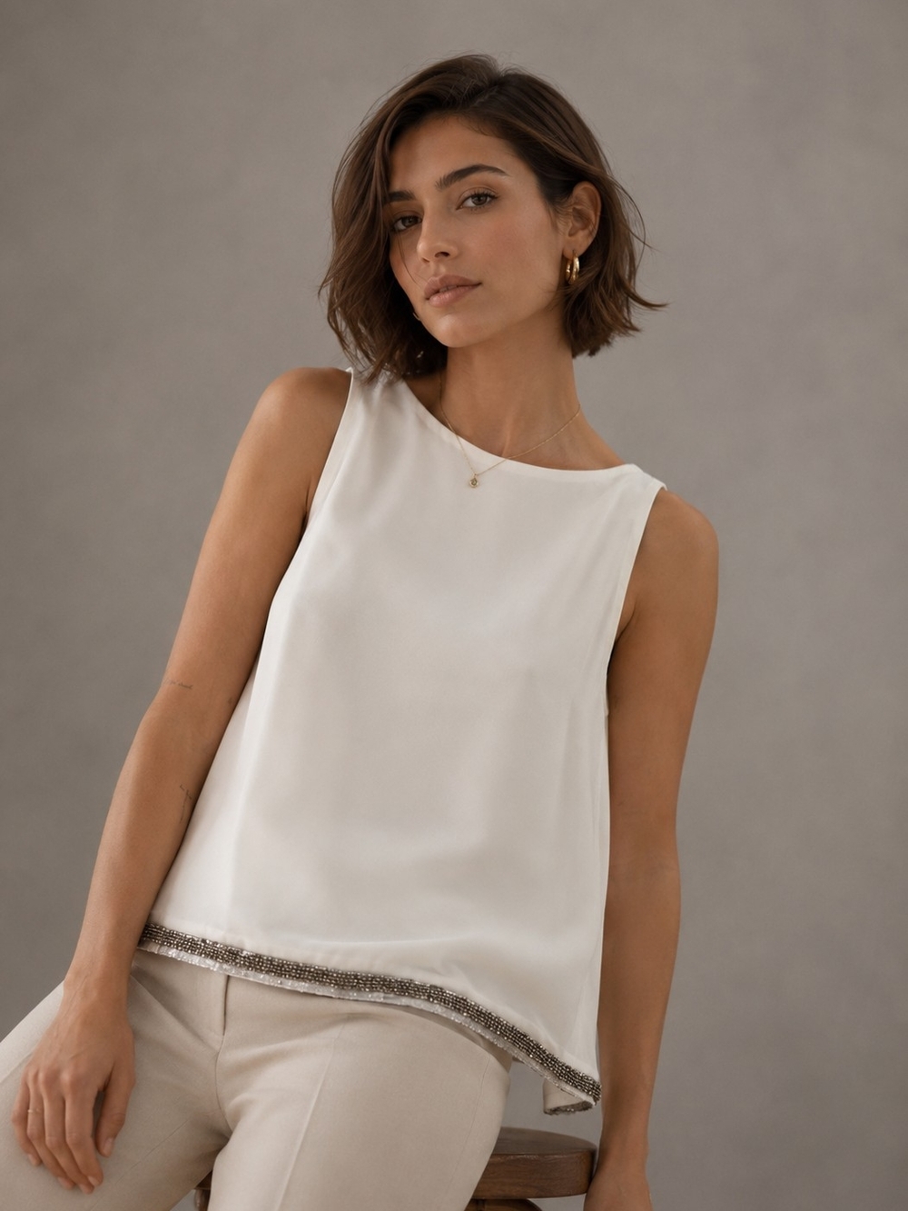 Women Ivory Chiffon Sleeveless Blouse Top Beaded Hem Minimalist Eurosummer